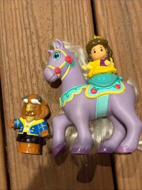 Purple Disney Princess Horse Playset with Belle Princess Figurine and beast